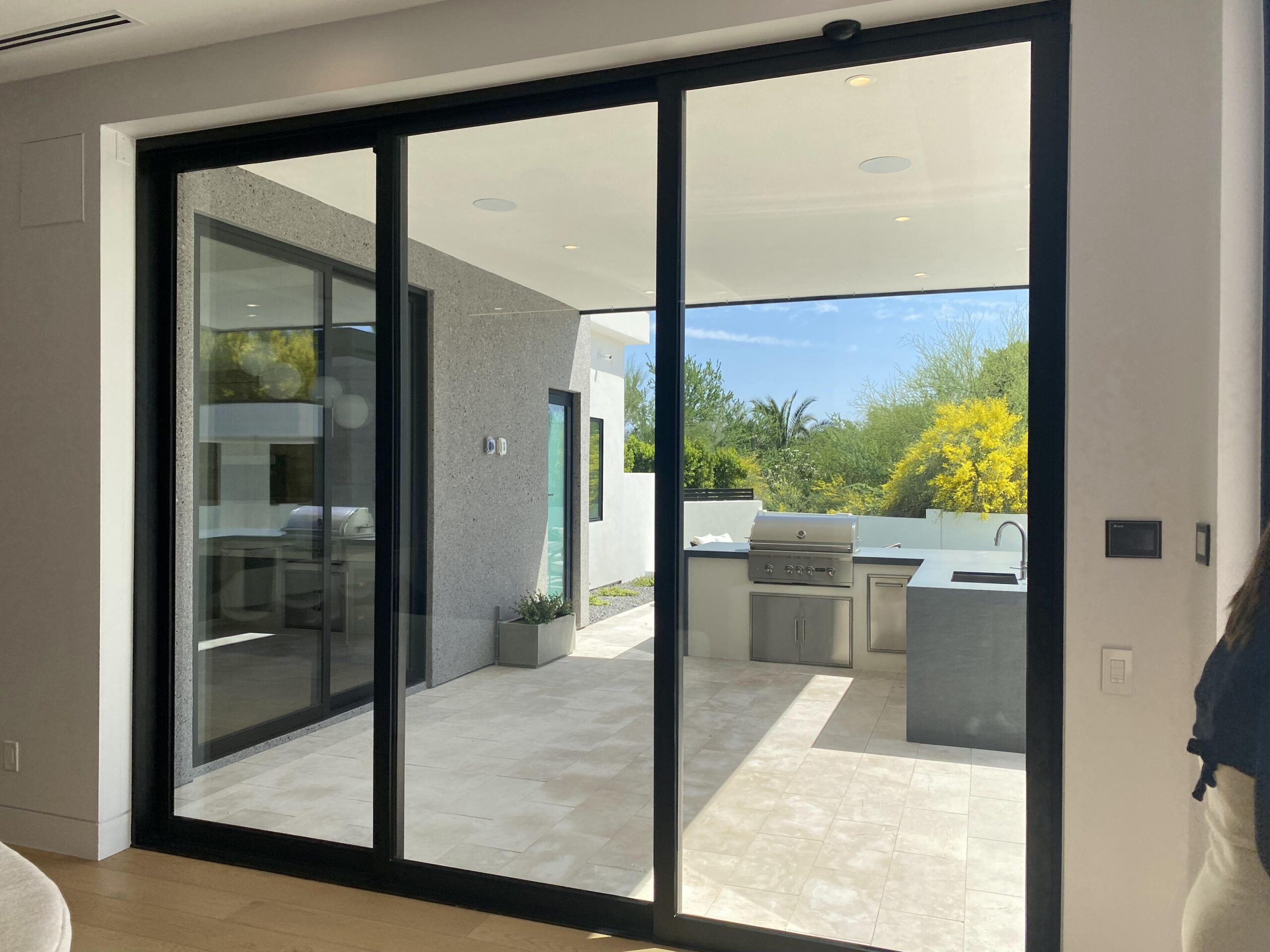 al-door-sliding-black-ss2-scaled