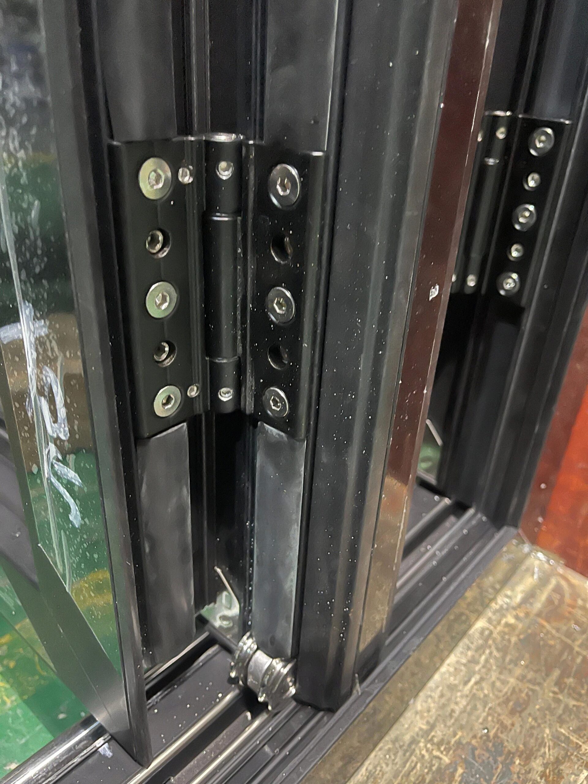 al-window-fold-white-ss3-scaled